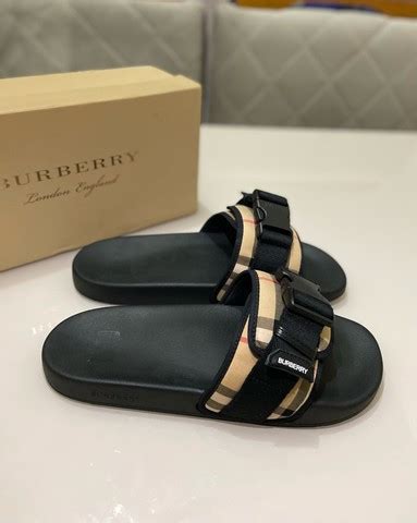 chinelo burberry masculino|Burberry .